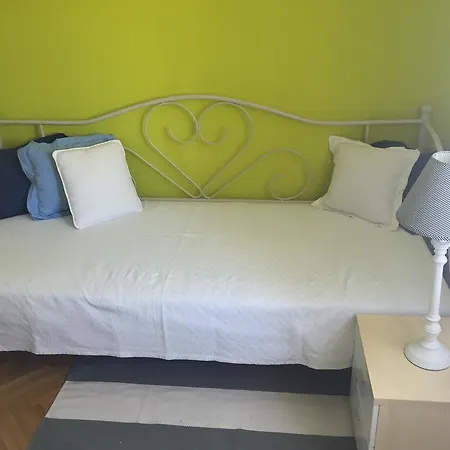 Apartment Rube