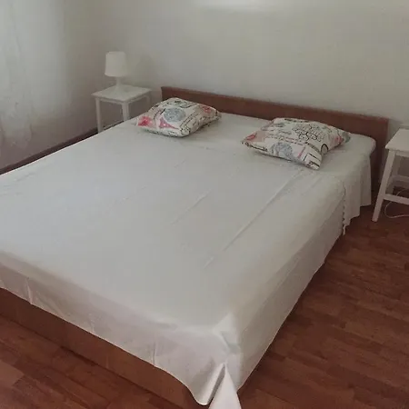 Rube Apartment Primosten