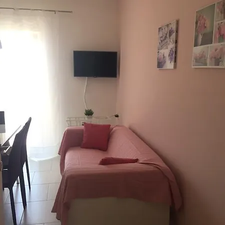 Apartment Rube *